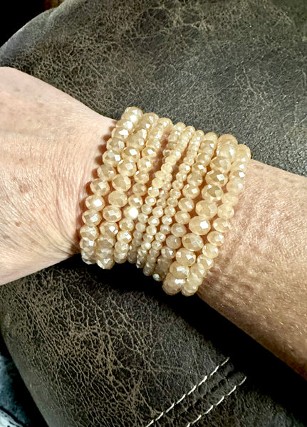 Tan Crystal stretch bracelet ￼