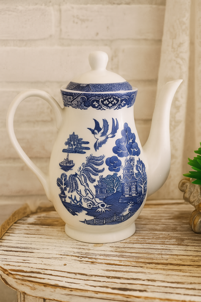 Elegant Blue Willow teapot